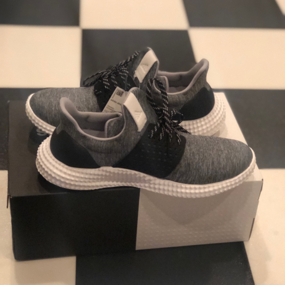 Adidas (women’s) Athletic Trainer Shoes - Picture 3 of 3